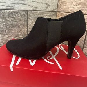 Gently Used IMPO Black Velvet Booties